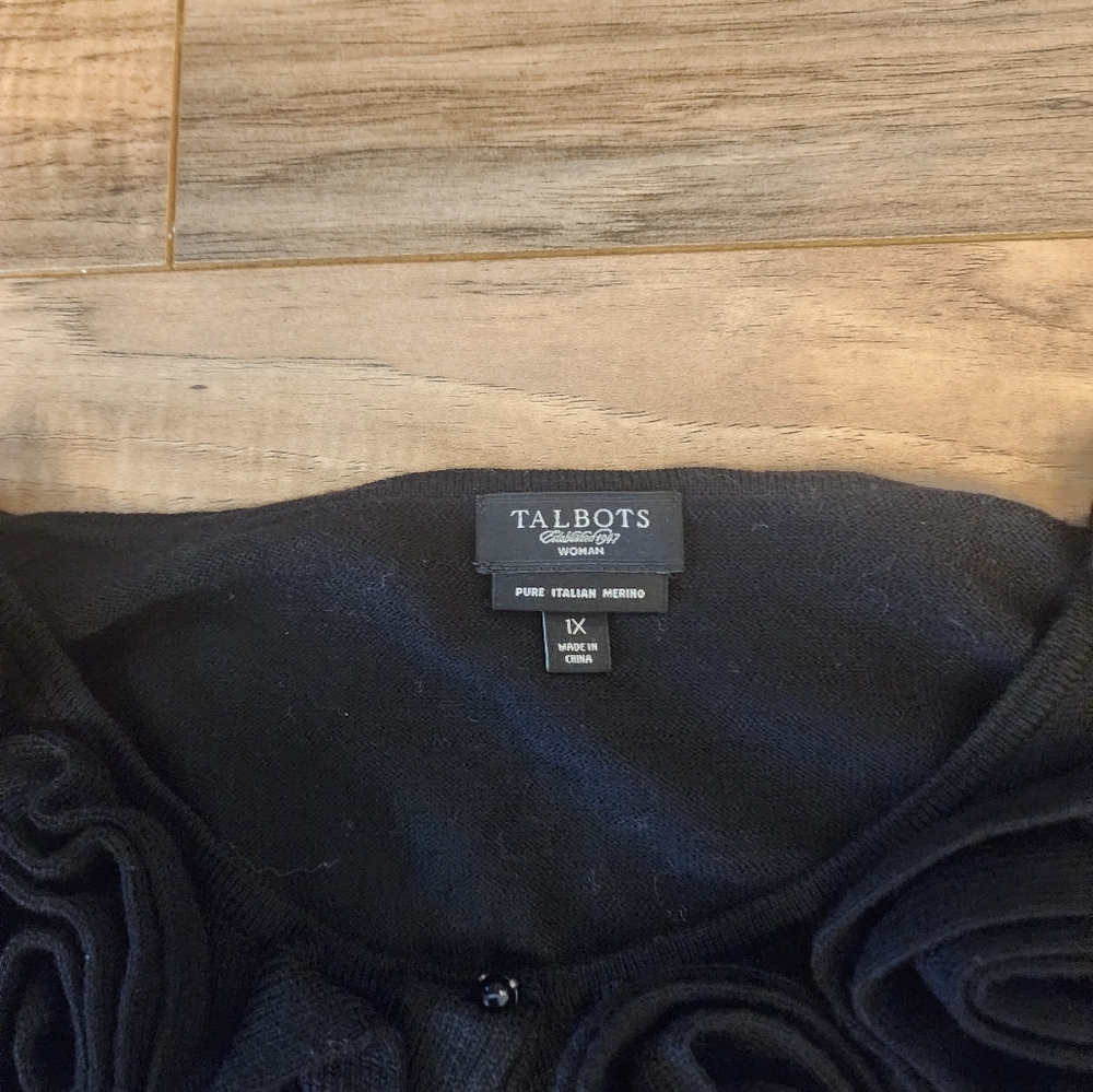 Sweater - Picture 2 of 8